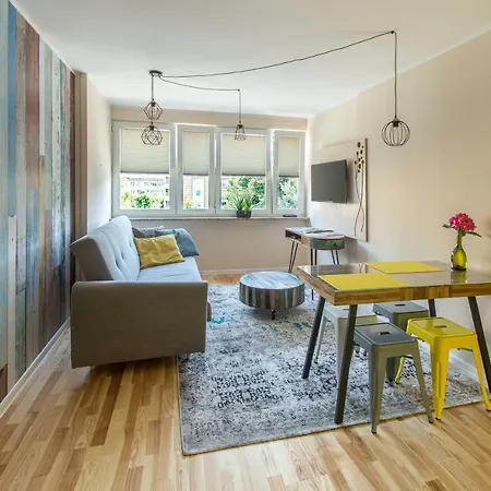 Locum - Old Town - Car Park فروتسواف