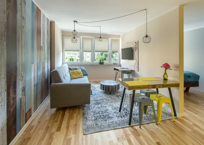 Locum - Old Town - Car Park 브로츠와프